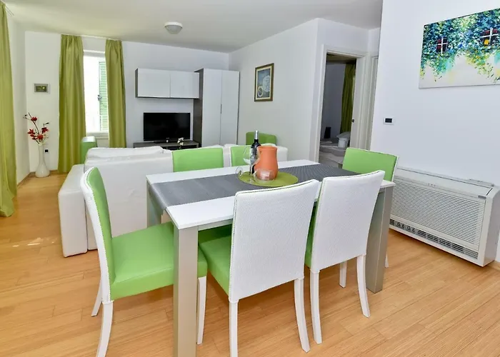 Astrado 돈제페트레케인